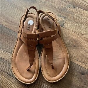 Born Leather T Strap Thong Sandals Brown Slingback Size 7